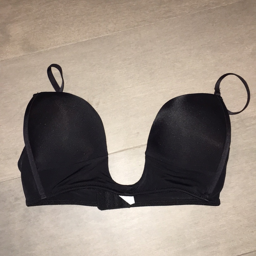 Low cut bra